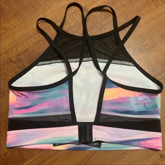 Pink Bra - Picture 2 of 3